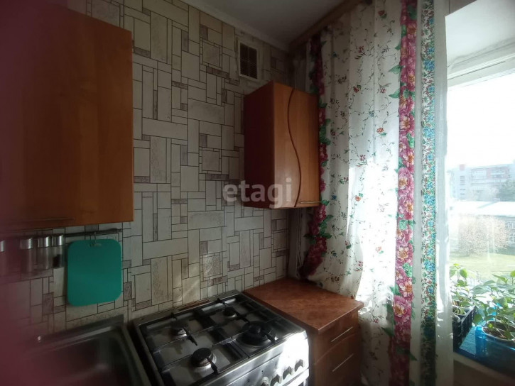 3-комн квартира Станционная, 28