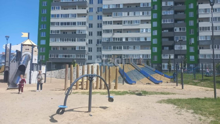 Студия Велижанская, 66/1