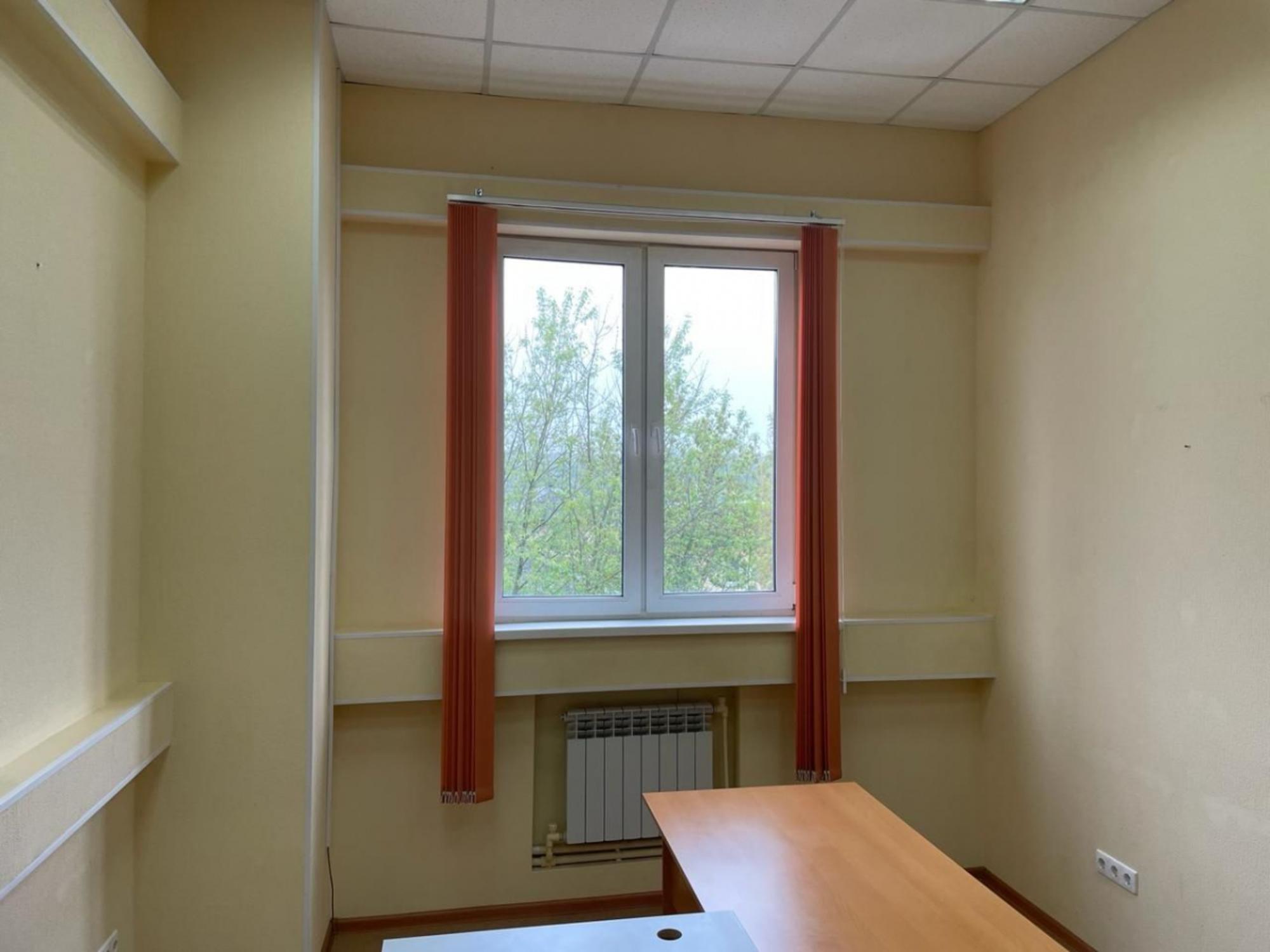 Сдать офис, помещение под офис за 9 500 рублей на ул Салтыкова-Щедрина, 133А