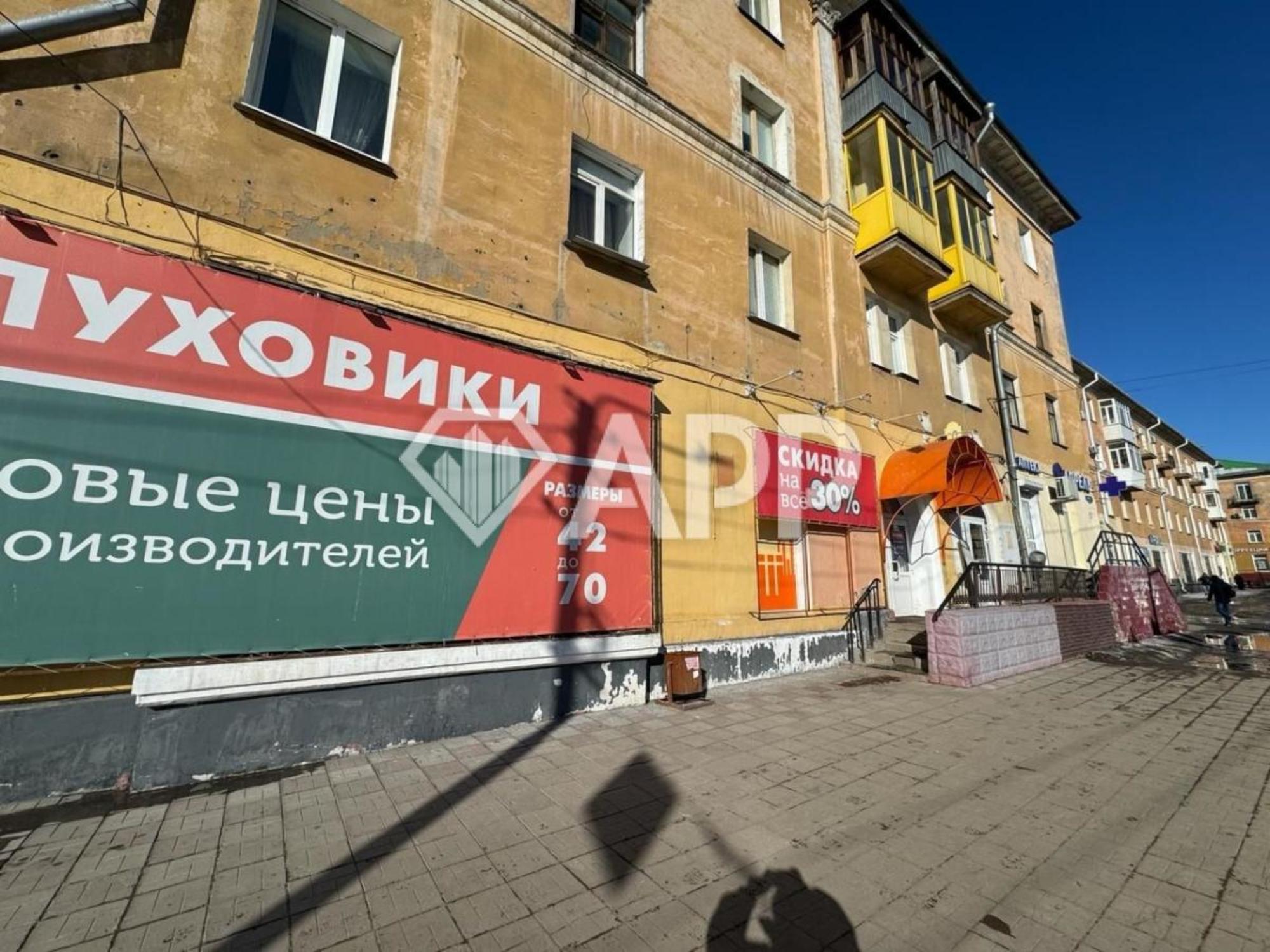 Сдать торговое помещение за 239 400 рублей на проспект Мира