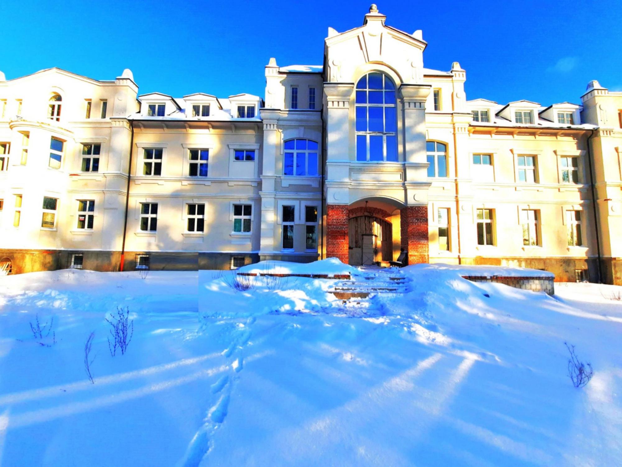 Купить офис, помещение под офис за 89 000 000 рублей на Лесопарковое шоссе, 2