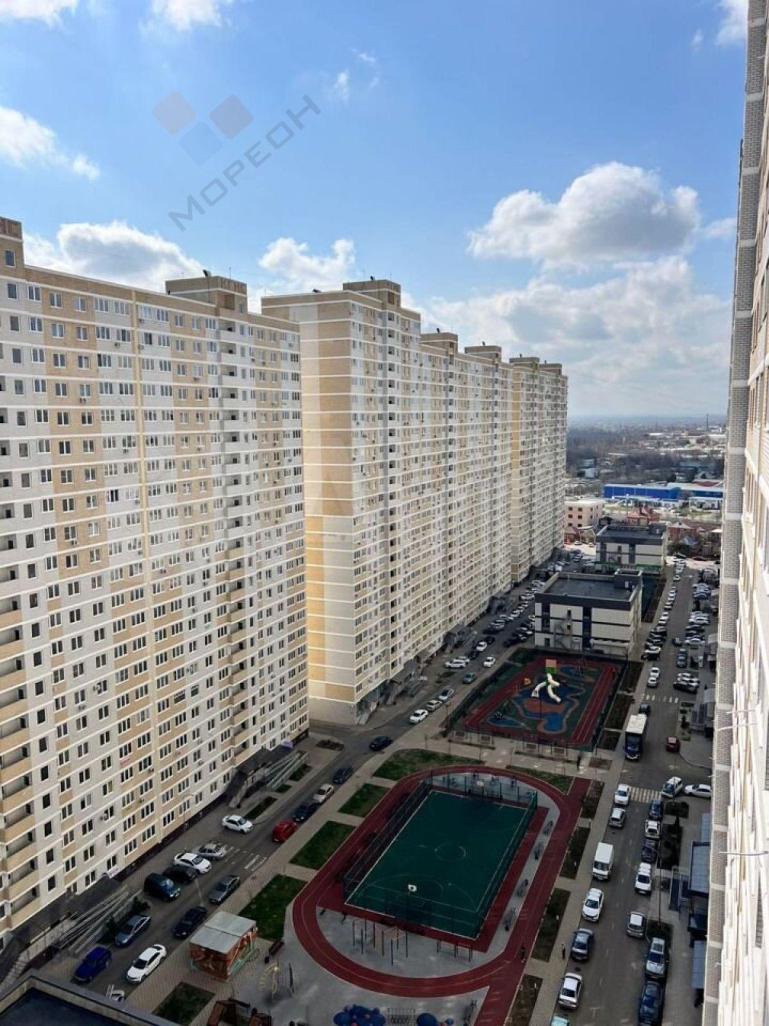 Купить квартиру за 4 800 000 рублей на Заполярная ул, 39