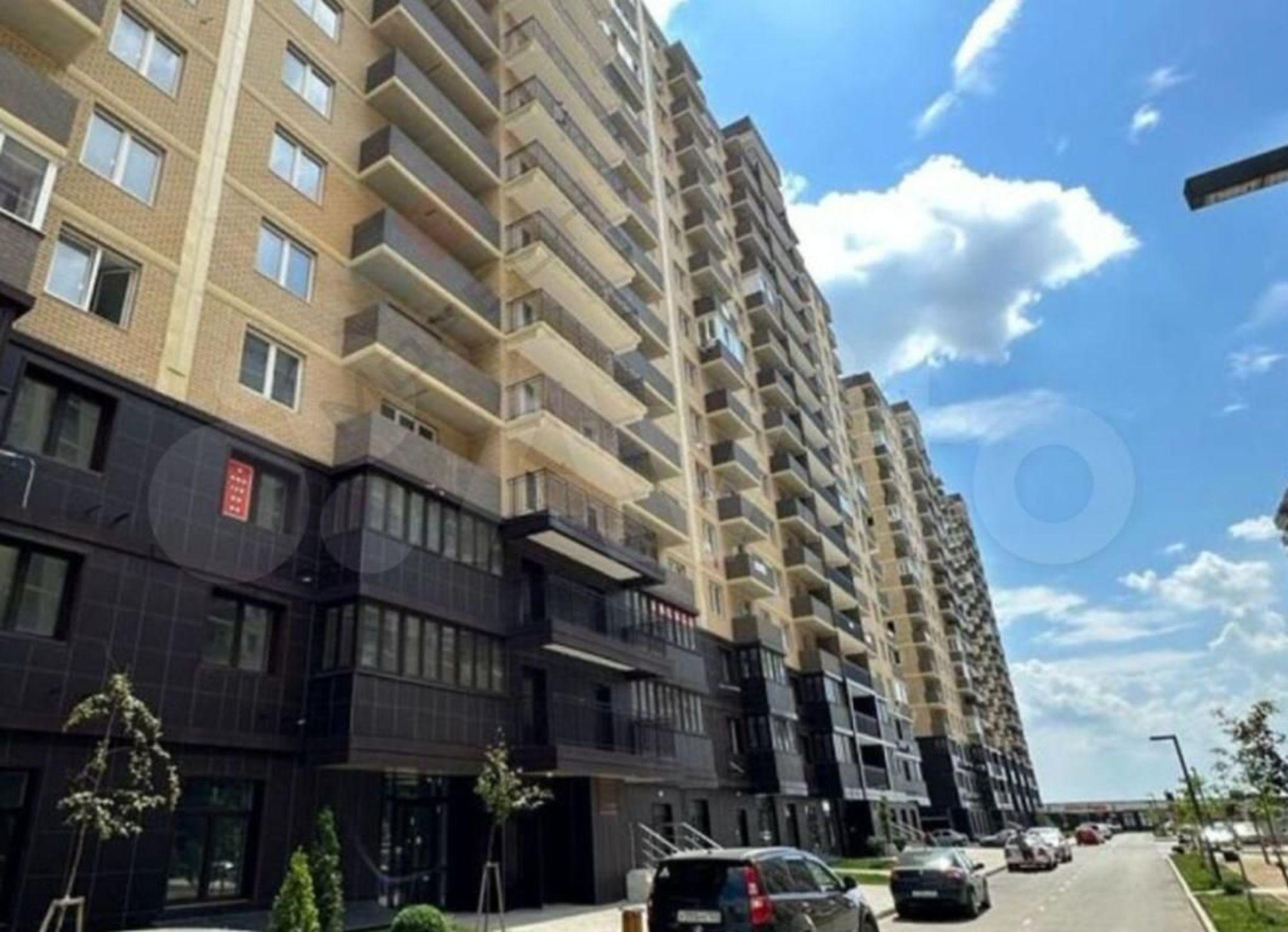 Купить квартиру за 4 500 000 рублей на Героя Ростовского ул, 8/к4