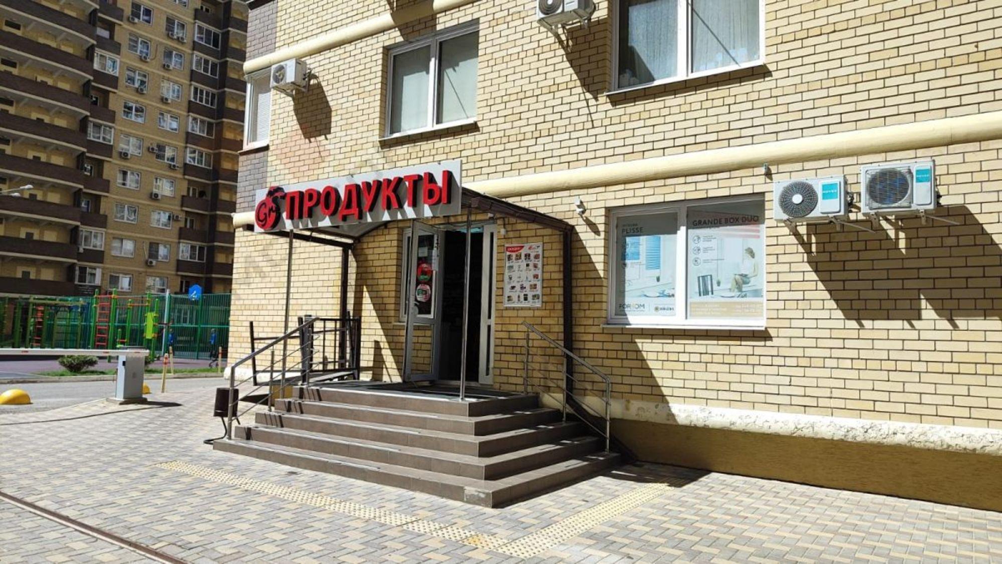 Купить торговое помещение за 13 000 000 рублей на Гидростроителей ул, 31к2
