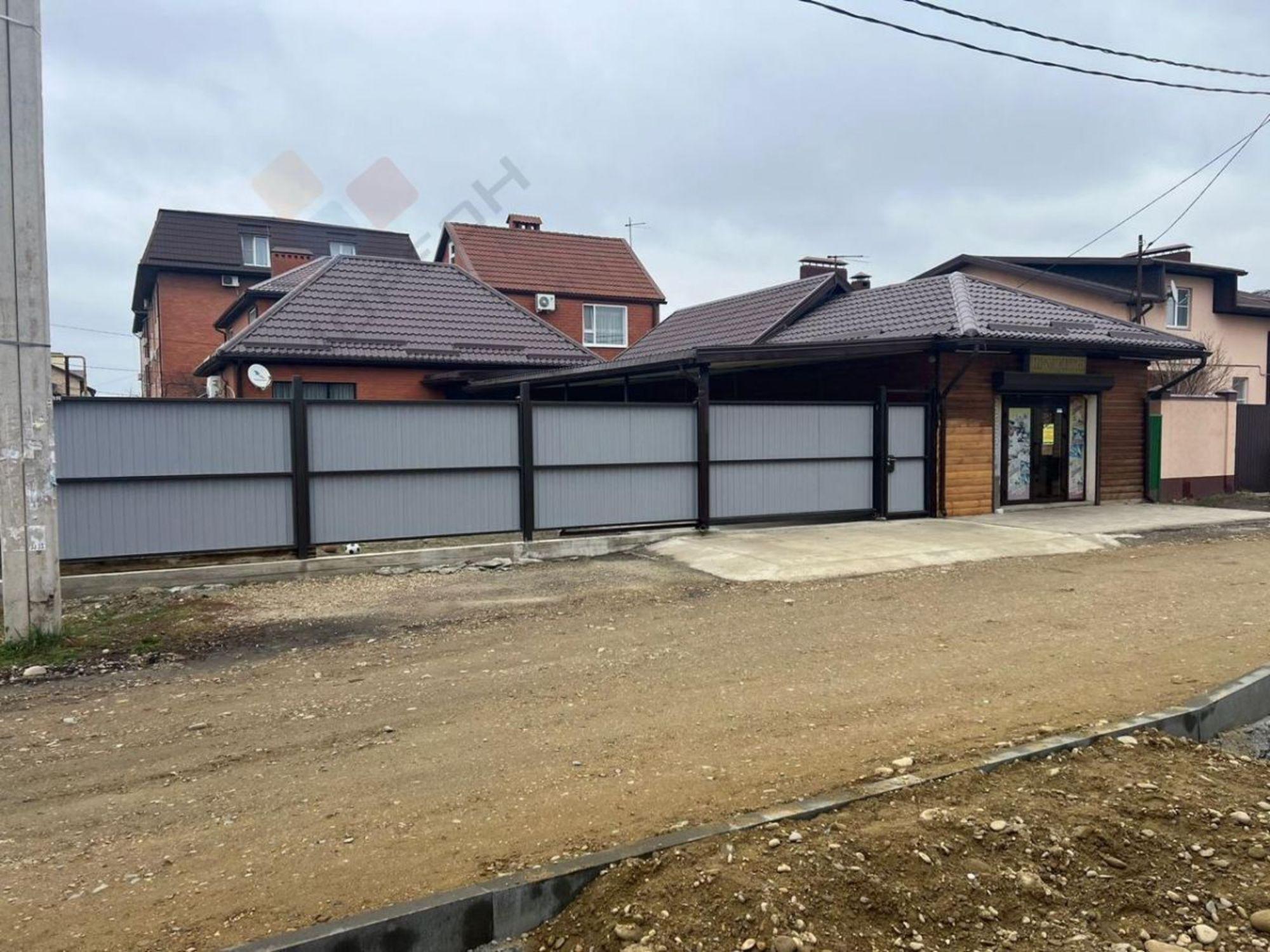 Купить торговое помещение за 17 750 000 рублей на им. Гуденко ул, 11