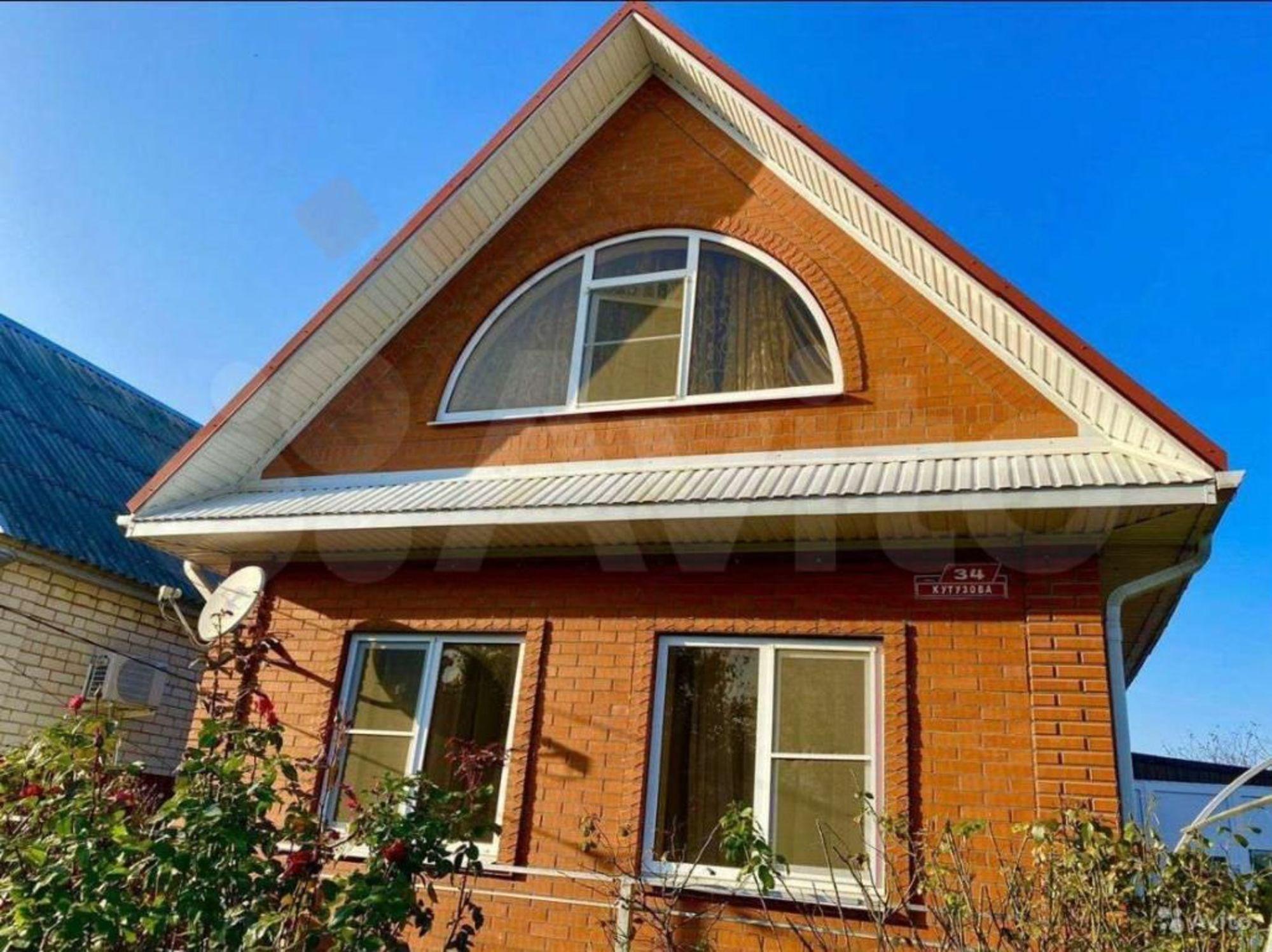 Купить дачу, дом, коттедж за 10 500 000 рублей на Кутузова ул, 34