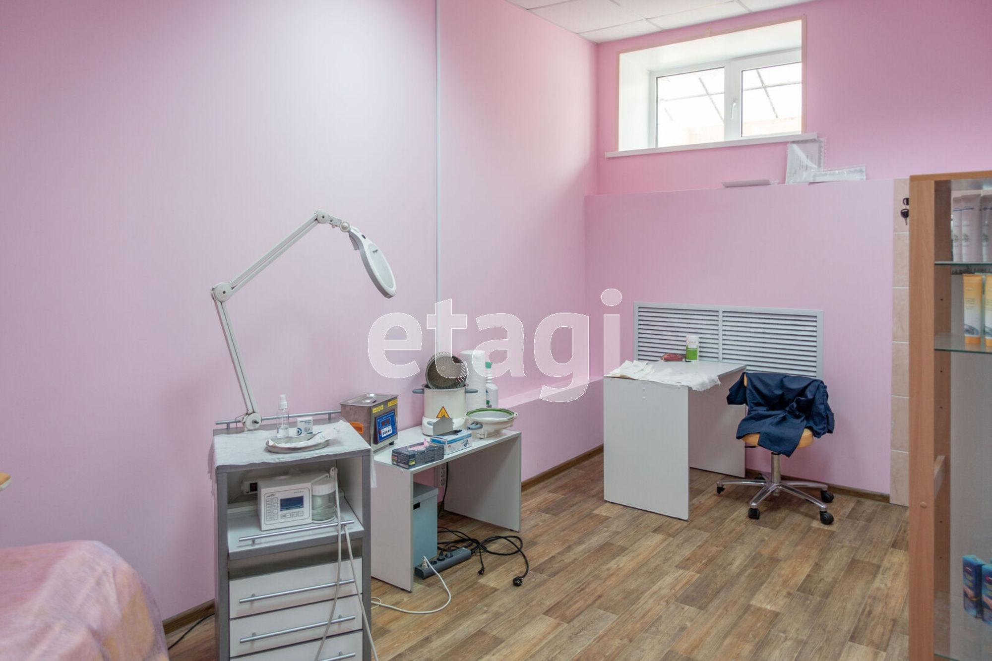Купить офис, помещение под офис за 6 400 000 рублей на Симановского 84