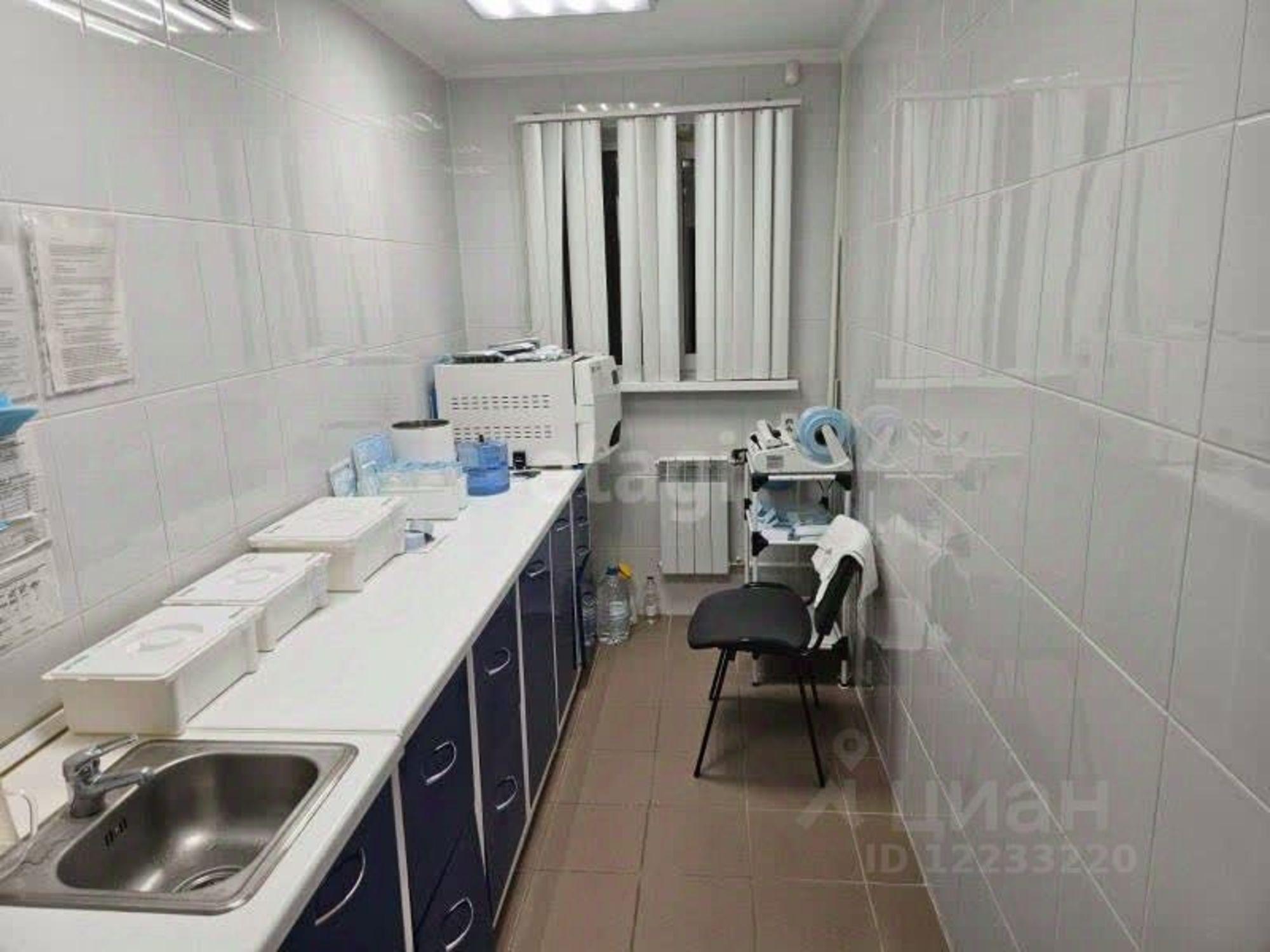 Купить офис, помещение под офис за 13 000 000 рублей на Успенский пр-кт, 113