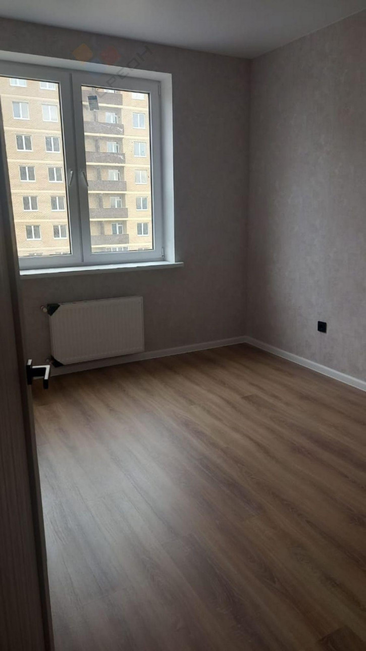 2-комн квартира Лётчика Позднякова ул, 2к16