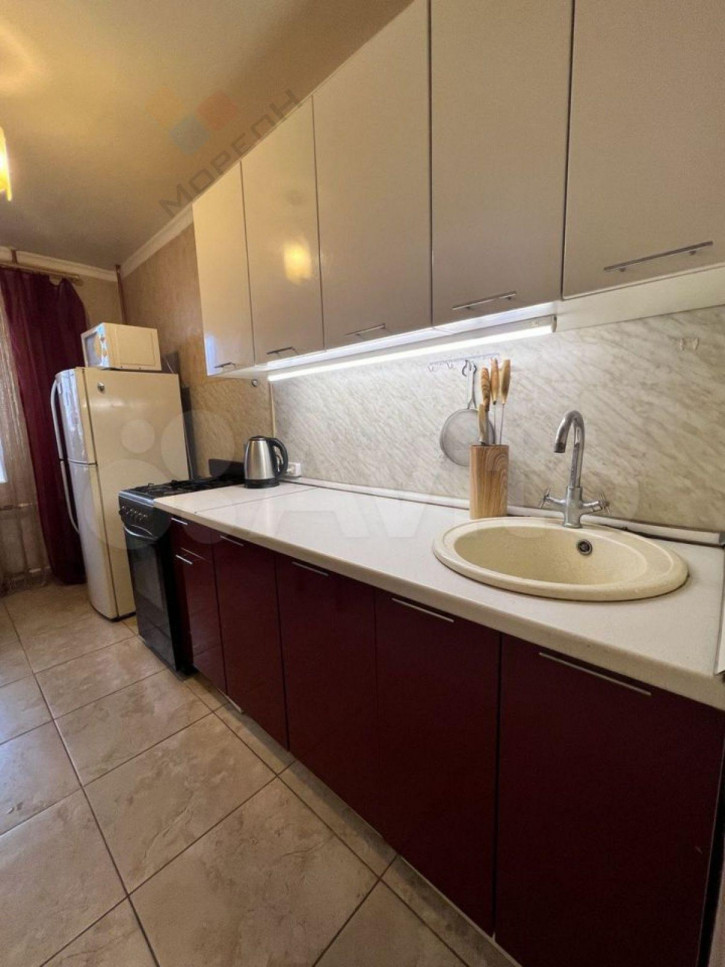4-комн квартира Красная ул, 16