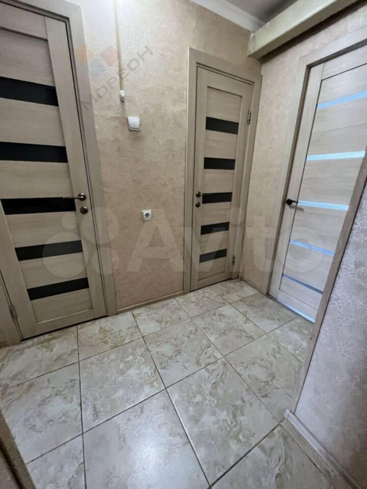 4-комн квартира Красная ул, 16