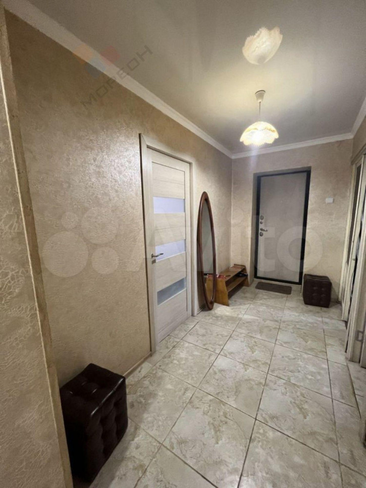 4-комн квартира Красная ул, 16