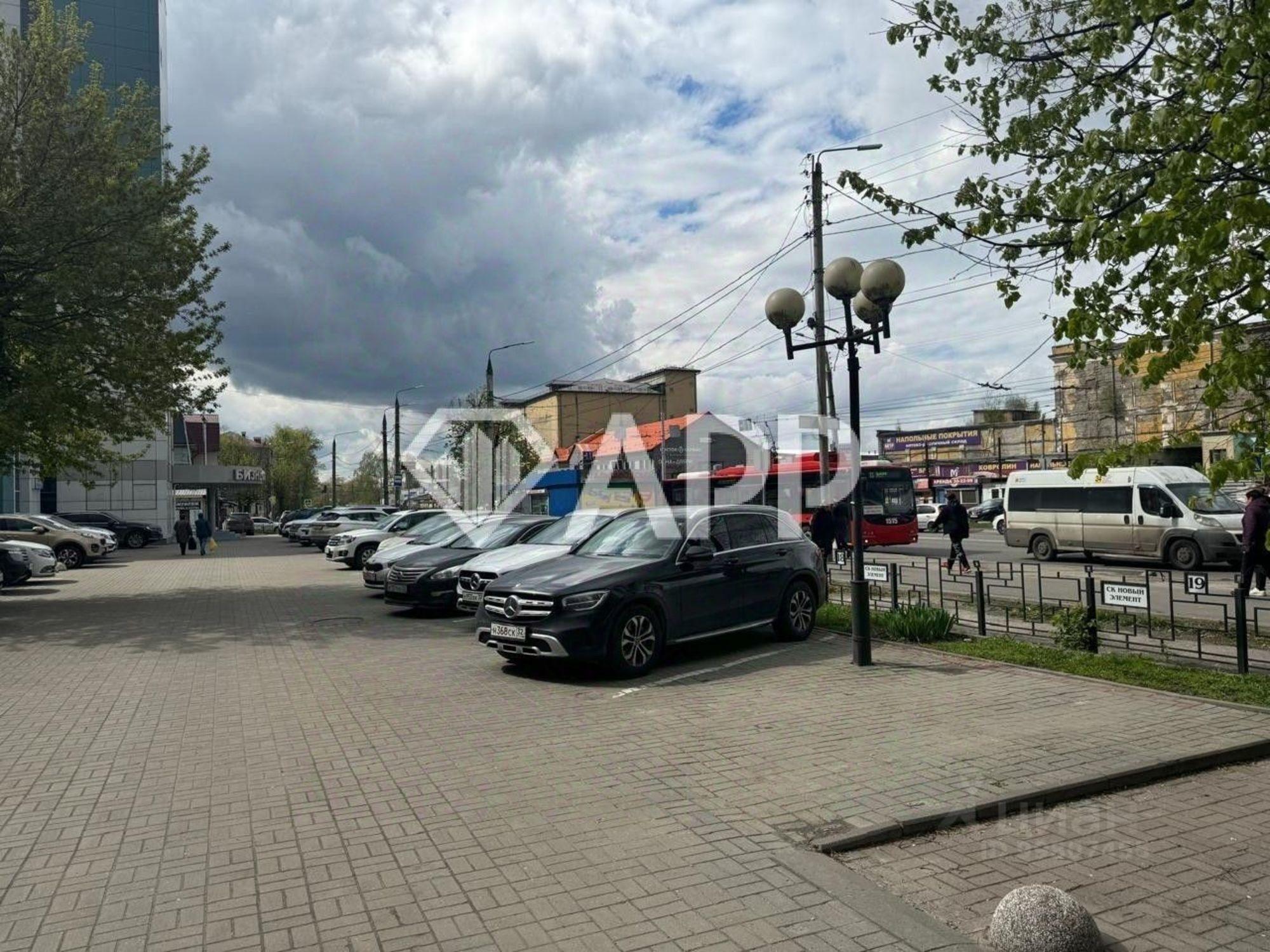 Сдать складское помещение за 34 400 рублей на Болховская улица, 73