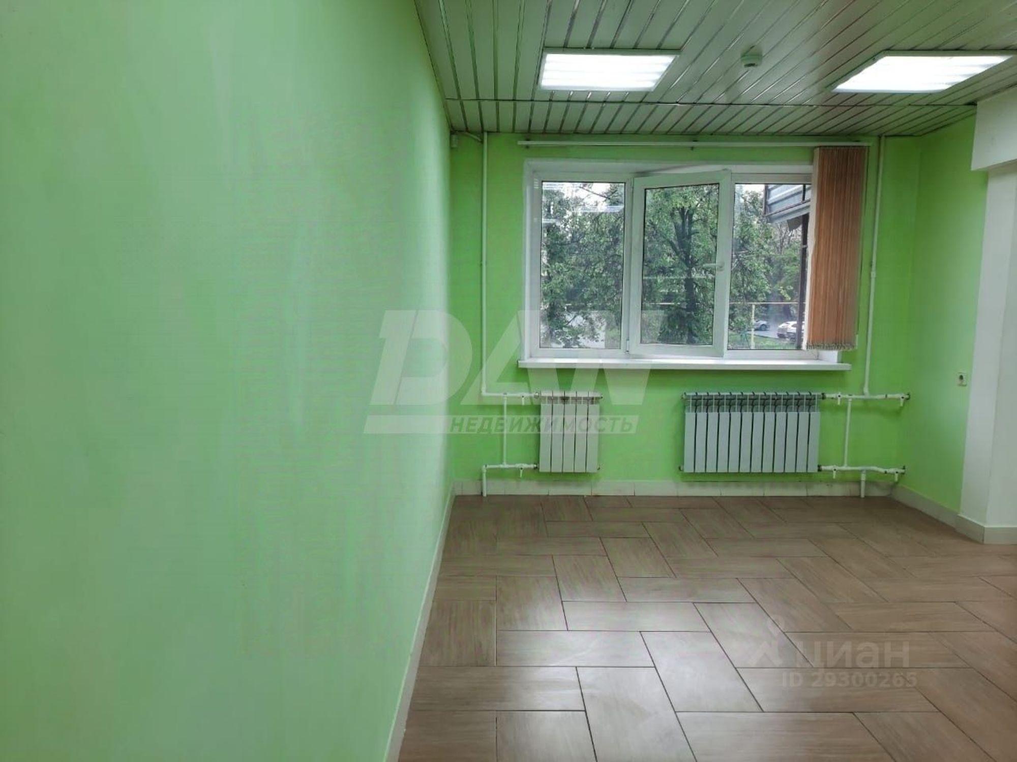 Сдать торговое помещение за 25 000 рублей на улица Ленина, 19