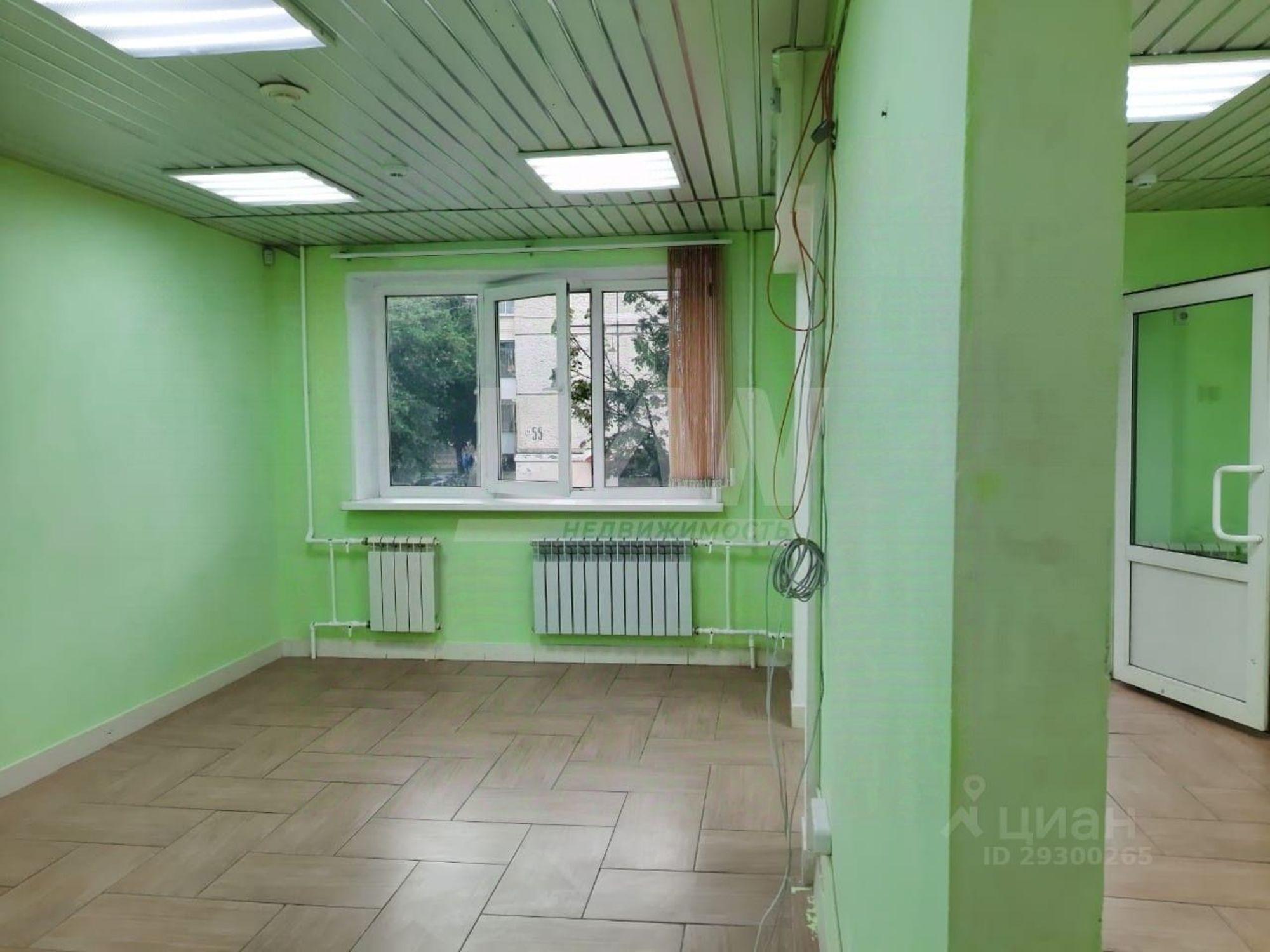 Сдать торговое помещение за 25 000 рублей на улица Ленина, 19