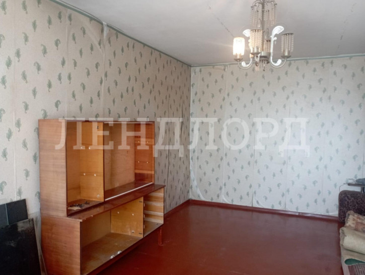 4-комн квартира улица Текучёва, 112