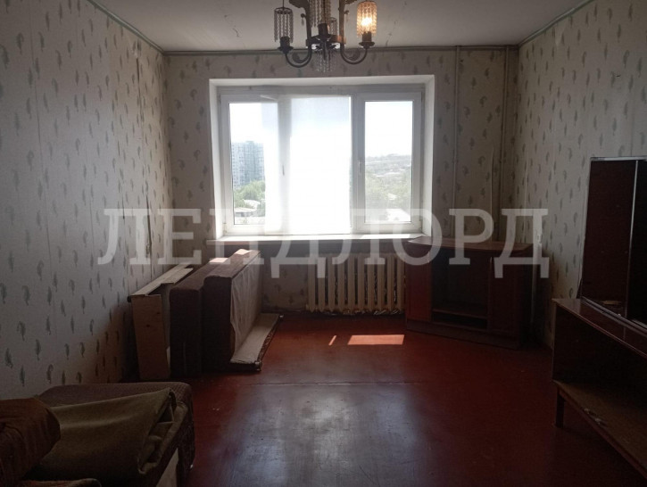 4-комн квартира улица Текучёва, 112