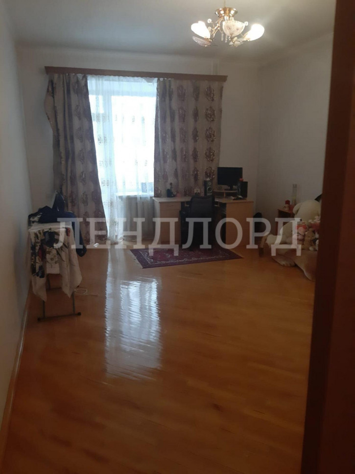 3-комн квартира проспект Соколова, 85/3