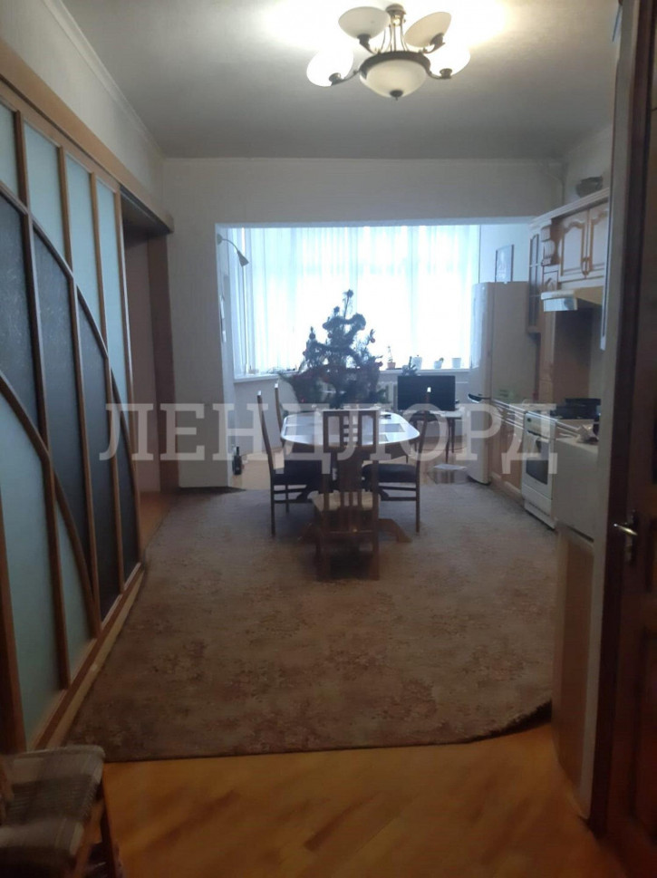3-комн квартира проспект Соколова, 85/3