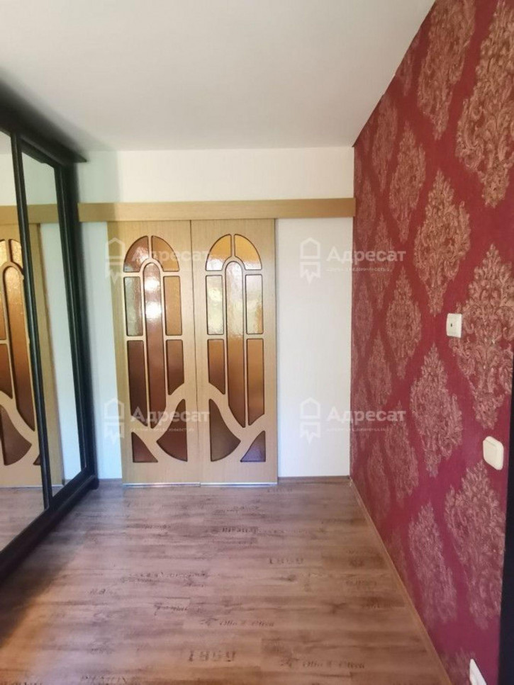 4-комн квартира ул. Метростроевская,  д.5