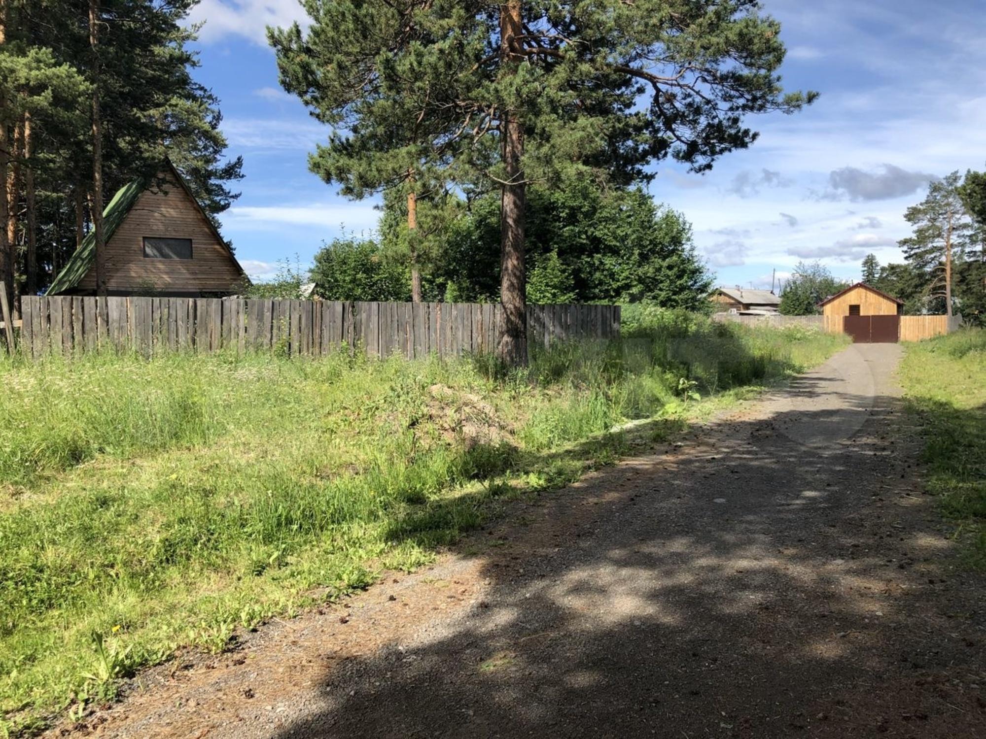 Купить дачу, дом, коттедж за 2 400 000 рублей на Кутузова ул., 30, литера Б