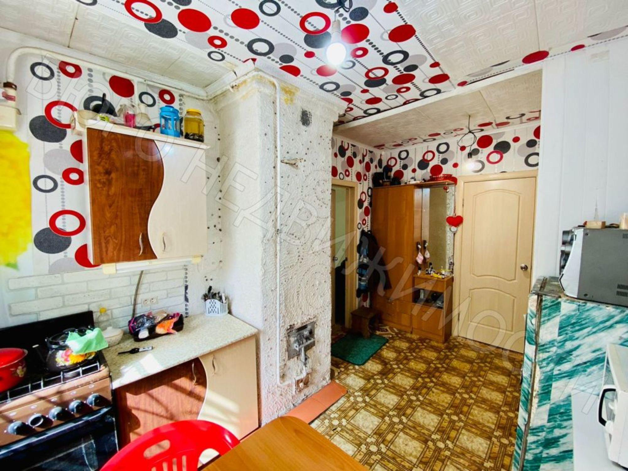 Купить дачу, дом, коттедж за 850 000 рублей на Железнодорожная 1-я ул, 5