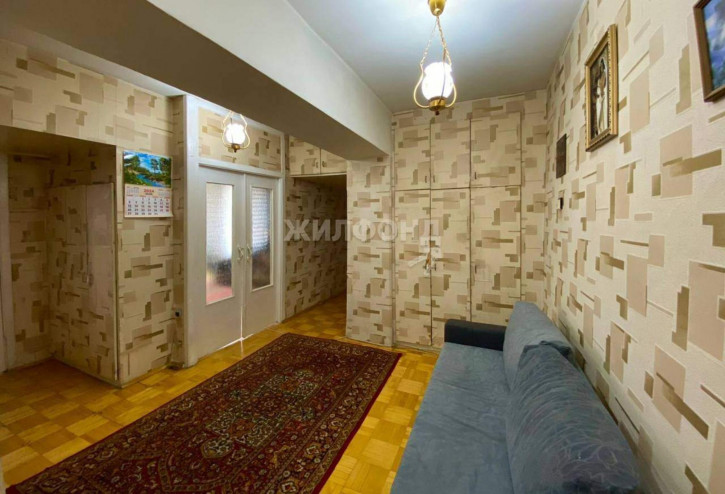 2-комн квартира Чаплыгина улица, д.100