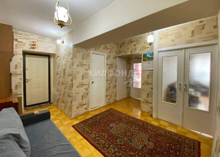 2-комн квартира Чаплыгина улица, д.100