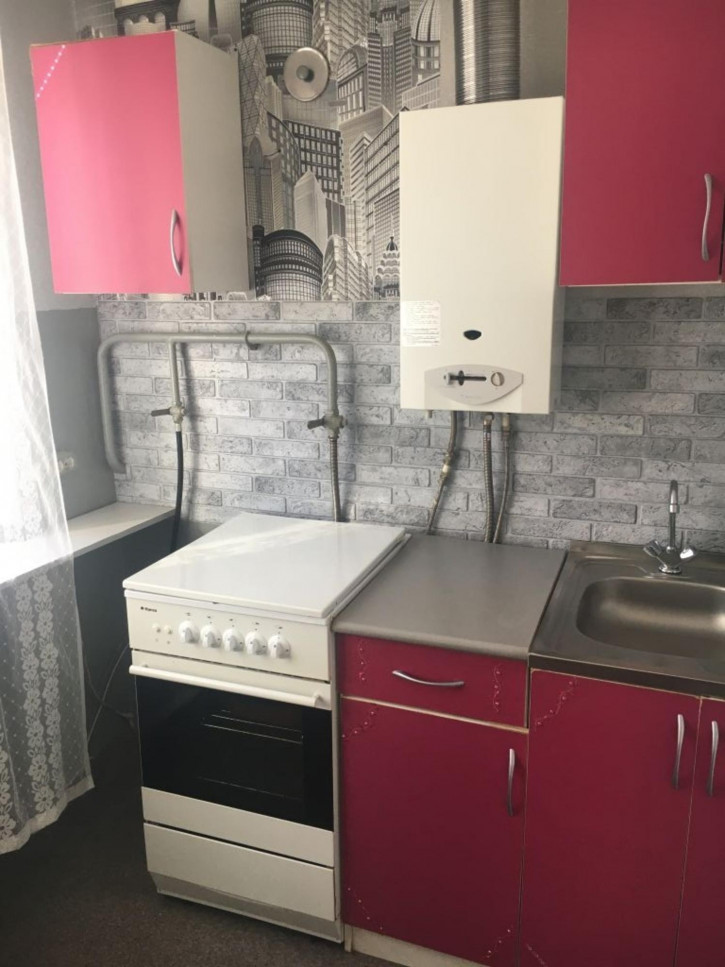 1-комн квартира Героев пр-кт, 60