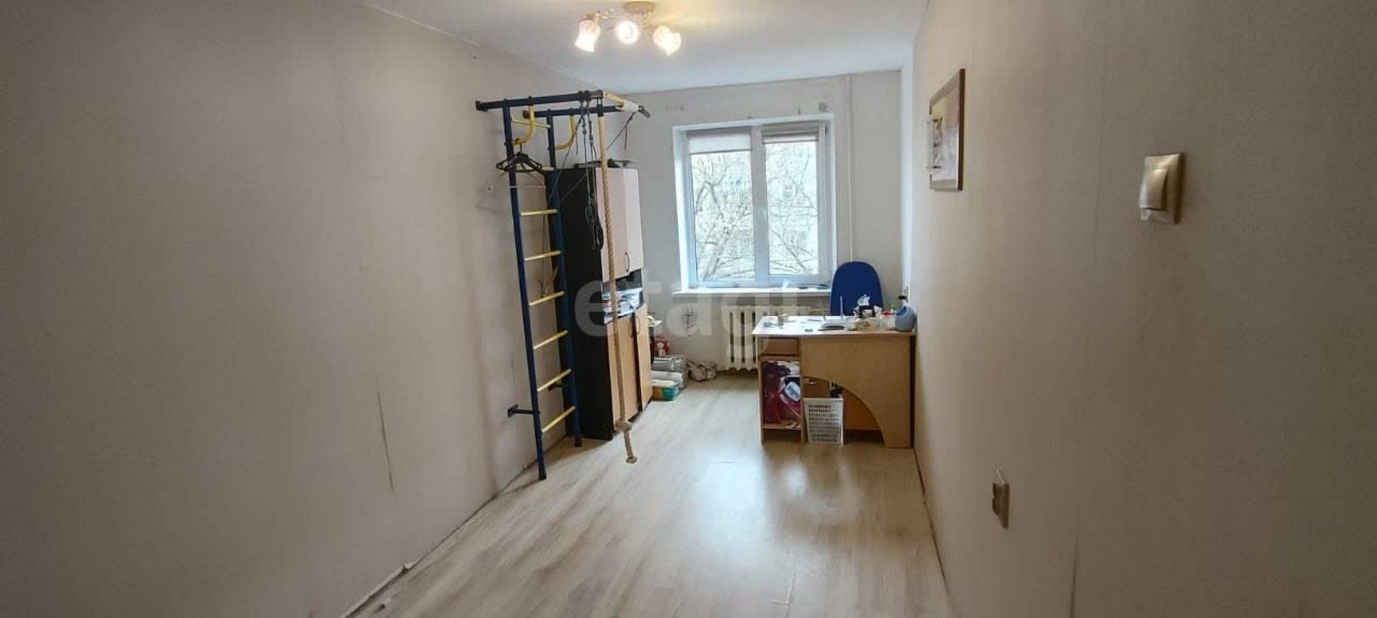 Купить квартиру за 3 000 000 рублей на Новозыбковская улица