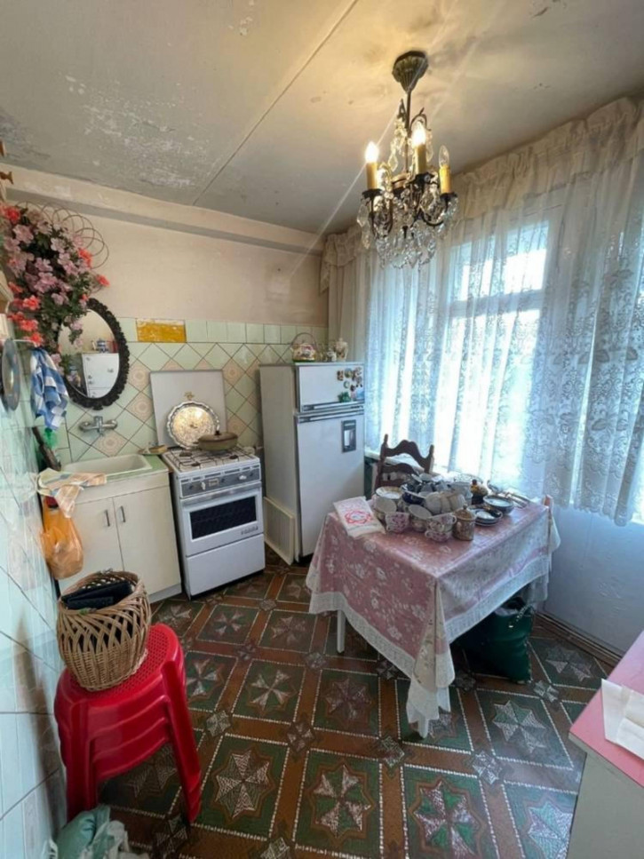 3-комн квартира Зашкольный пер.