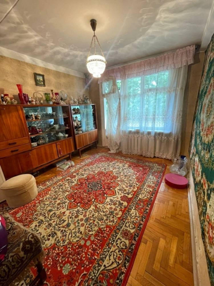 3-комн квартира Зашкольный пер.