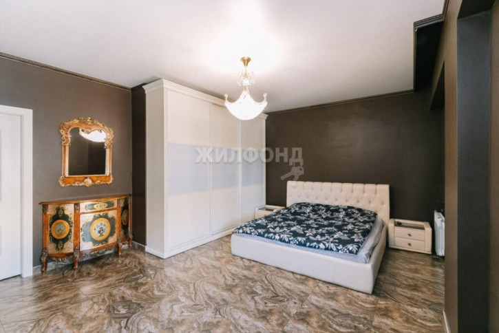 3-комн квартира Галущака, 17