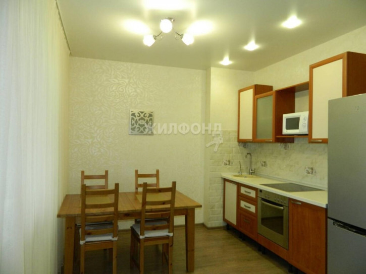 3-комн квартира Адриена Лежена, 17