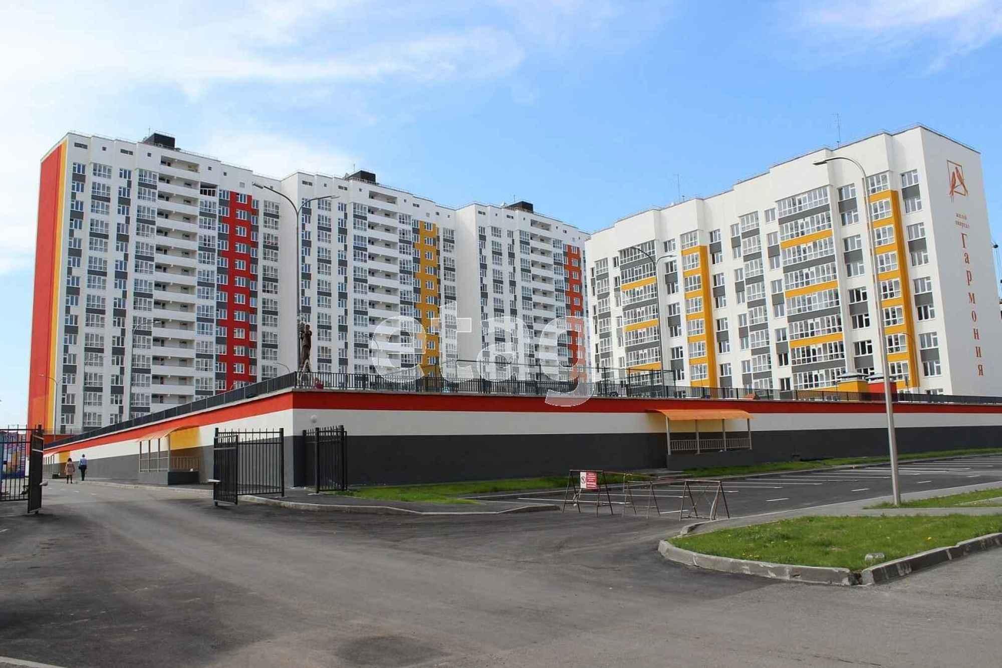 Купить квартиру за 11 000 000 рублей на Заполярная, 13
