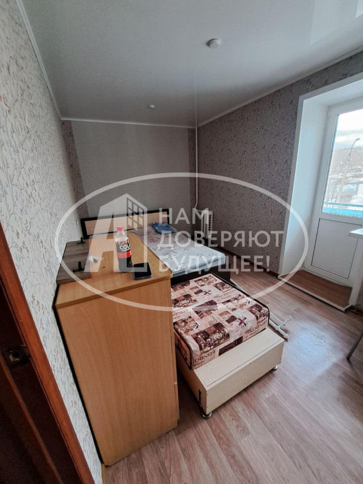 3-комн квартира Октябрьский проспект, 6