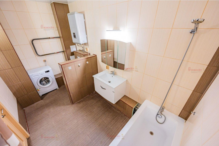 1-комн квартира Авиационная 12