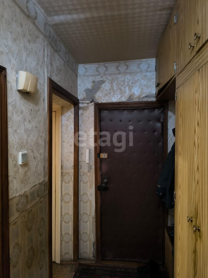 3-комн квартира Молодежная 3-я, 63