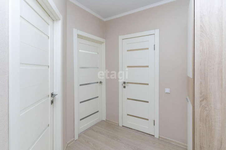 2-комн квартира Линейная, 15