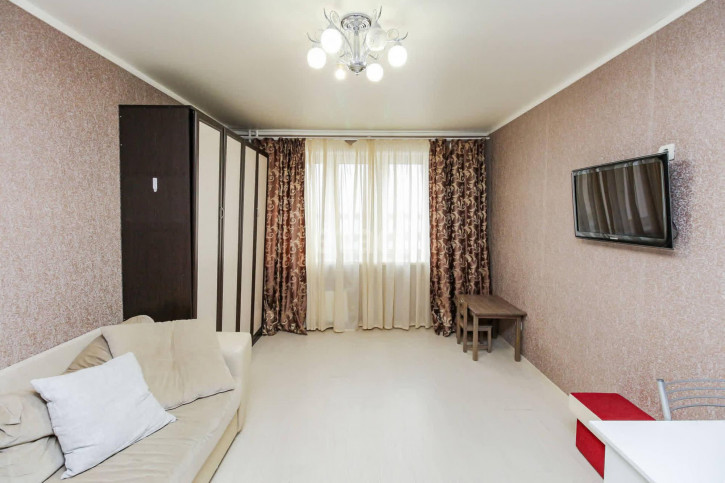 2-комн квартира Стартовая, 5