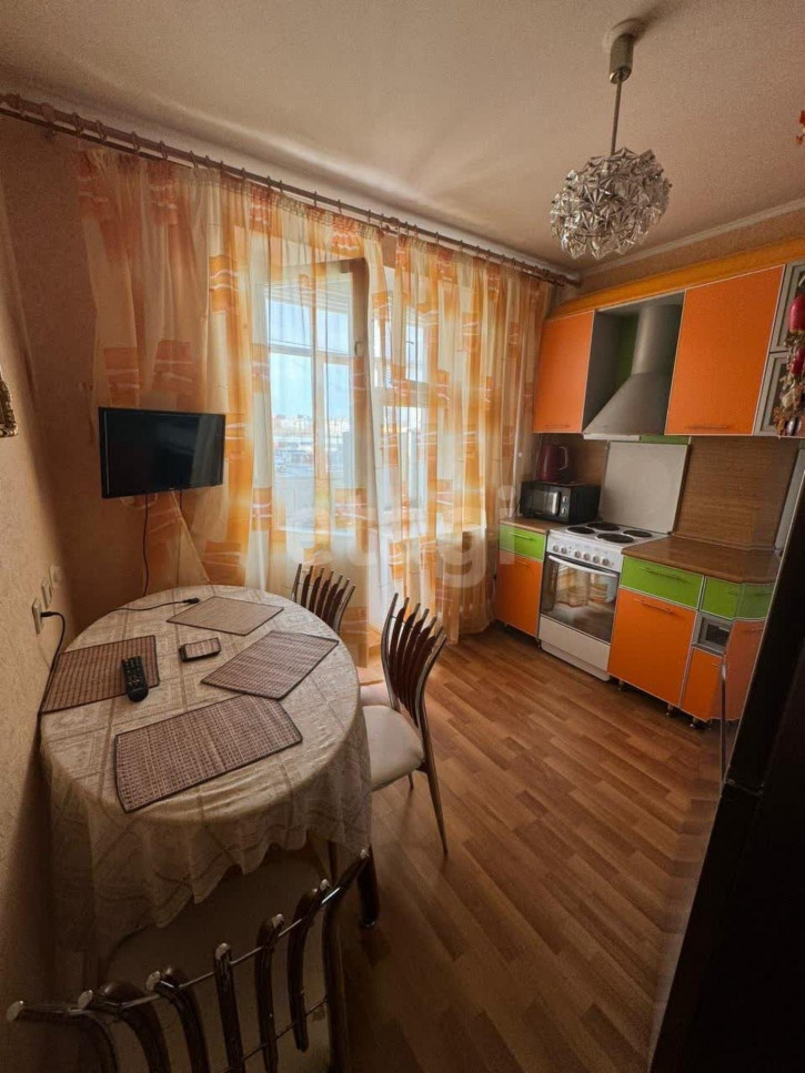2-комн квартира Пермякова, 65