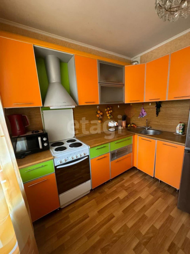 2-комн квартира Пермякова, 65