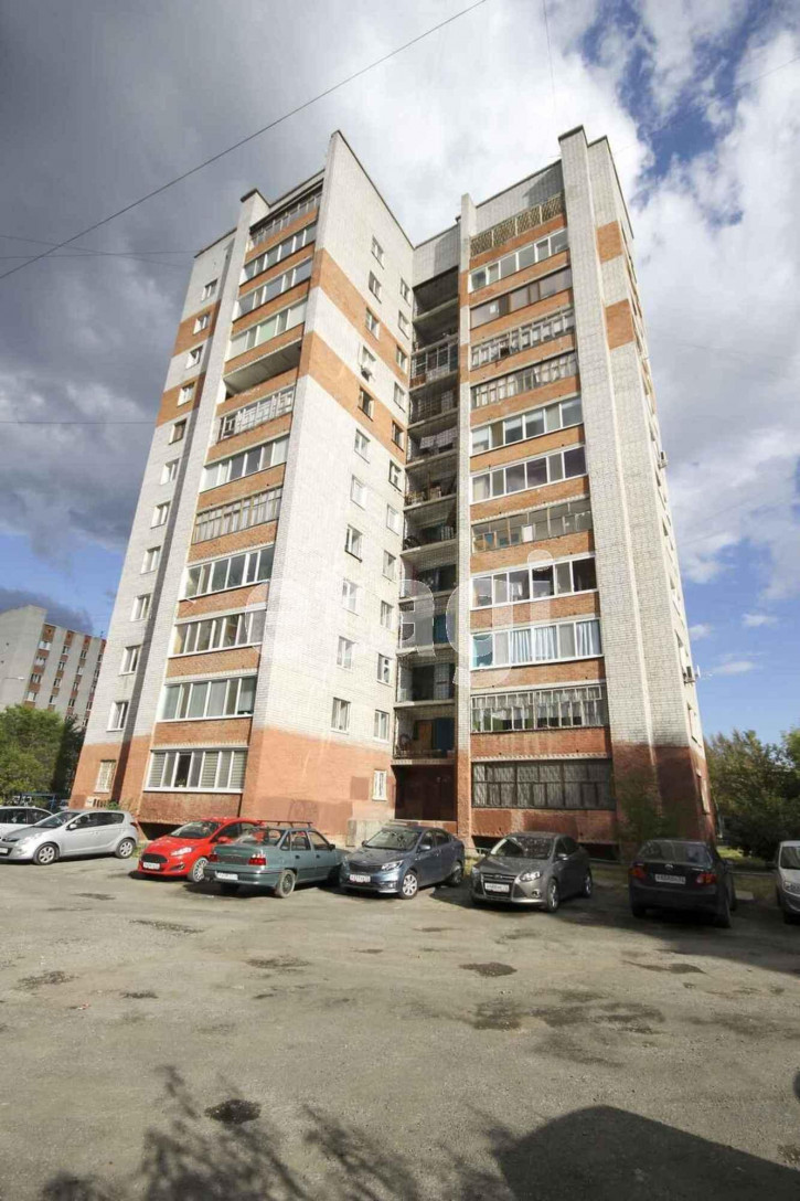 2-комн квартира Широтная, 109