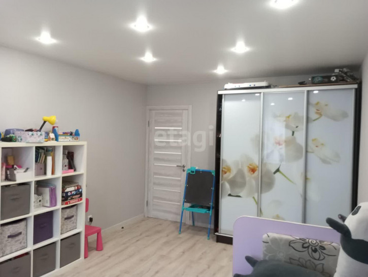 3-комн квартира Николая Семенова, 27