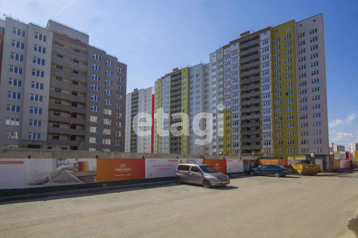 3-комн квартира Заполярная, 13
