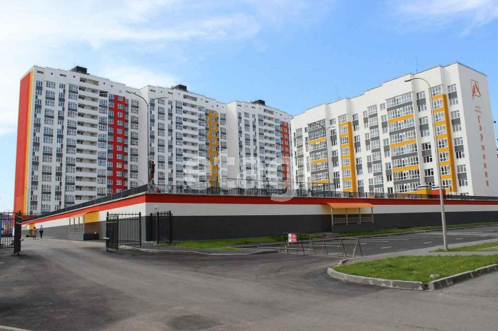 3-комн квартира Заполярная, 13