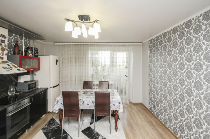 3-комн квартира Голышева, 5