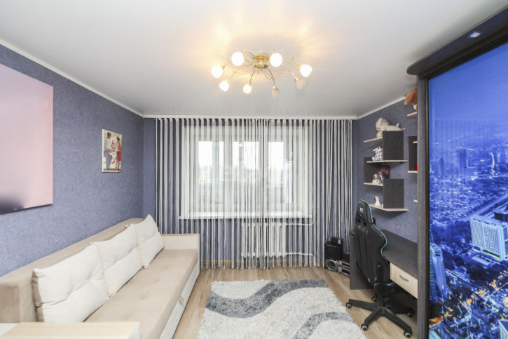 3-комн квартира Голышева, 5