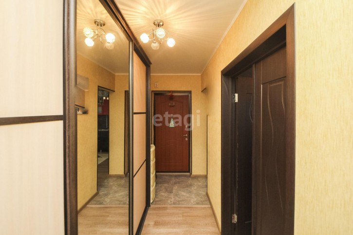 3-комн квартира Голышева, 5