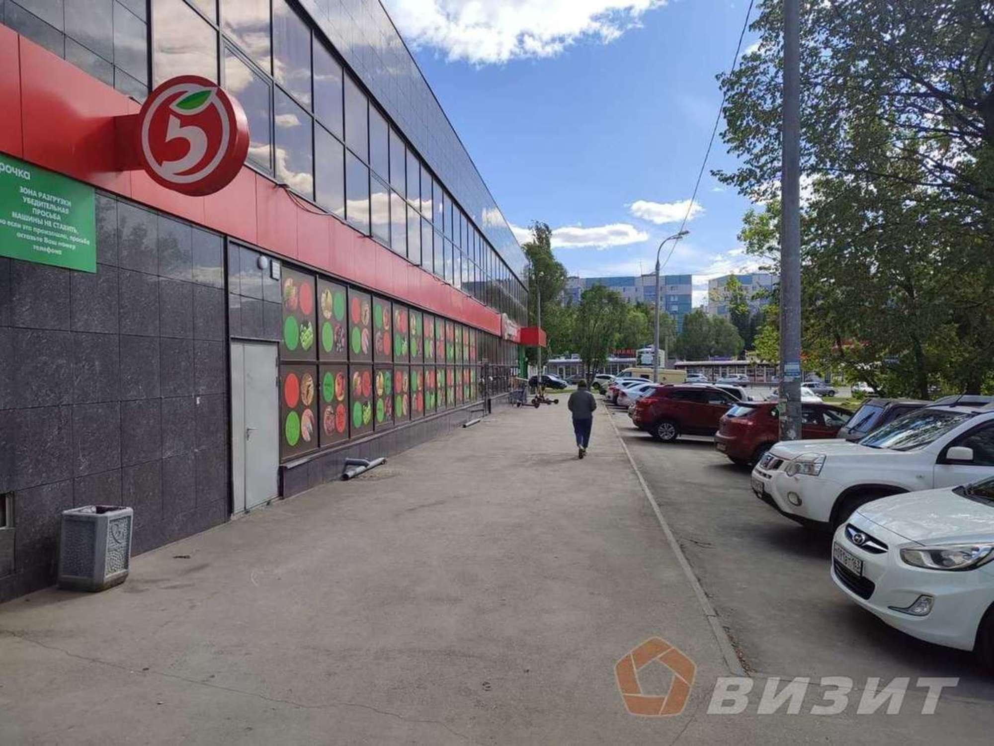 Сдать торговое помещение за 650 000 рублей на Кирова проспект, 415
